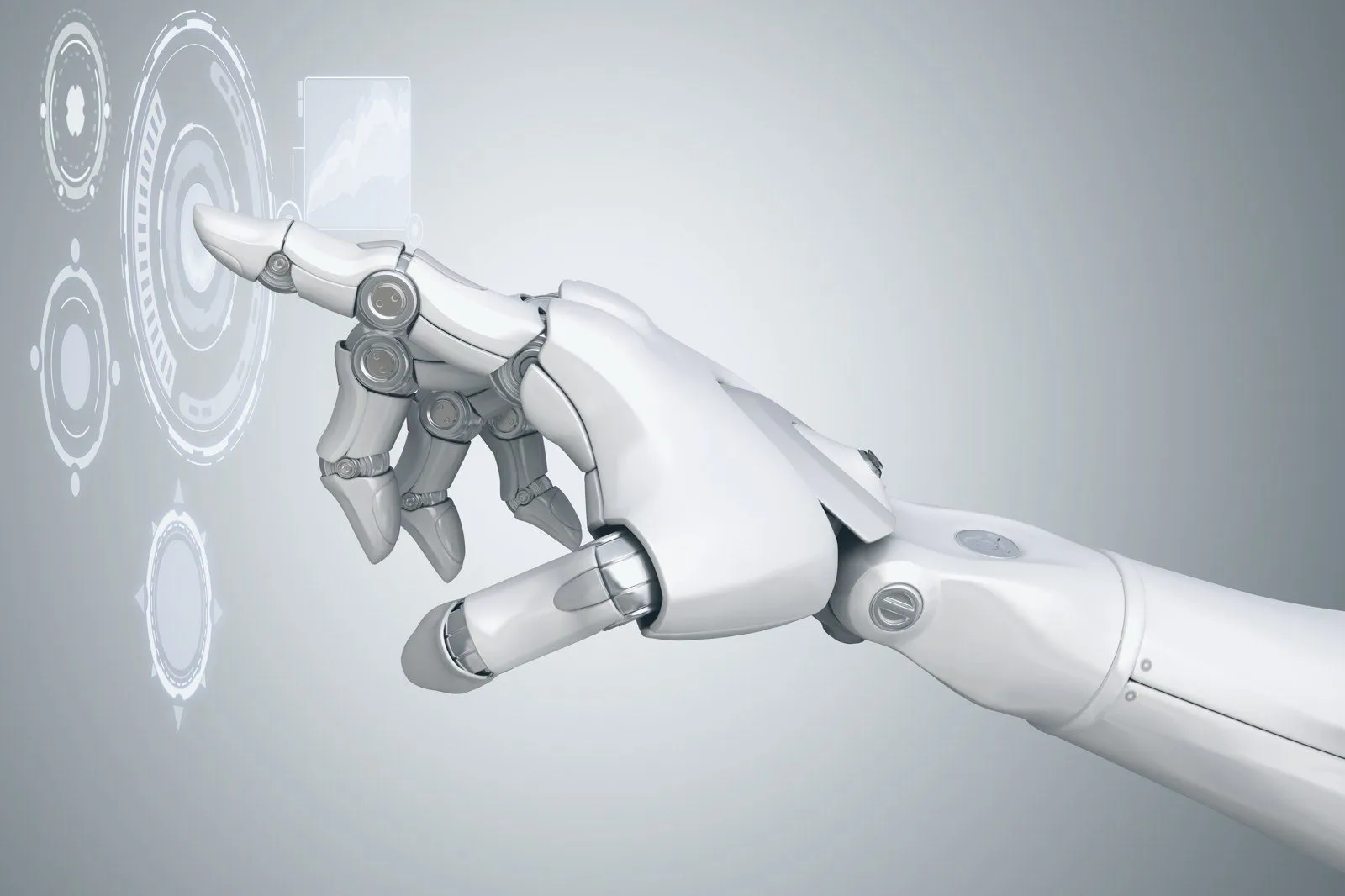 Main robotique touchant une interface numérique
